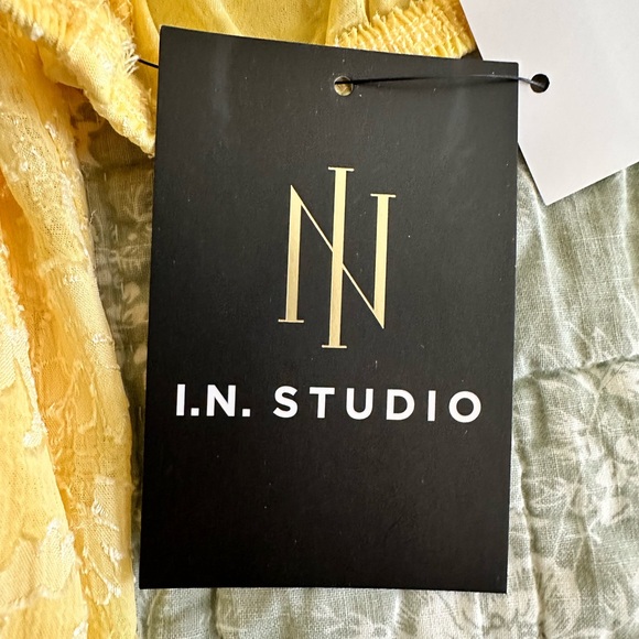 I.N. Studio Soft Yellow Blouse - Picture 11 of 12